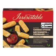 Bâtonnets de fromage mozzarella panés surgelés avec sauce marinara